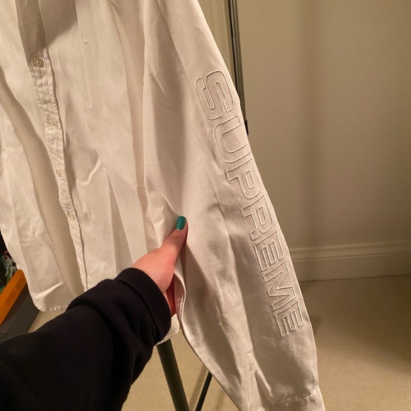 Supreme Button Up - Picture 2 of 4